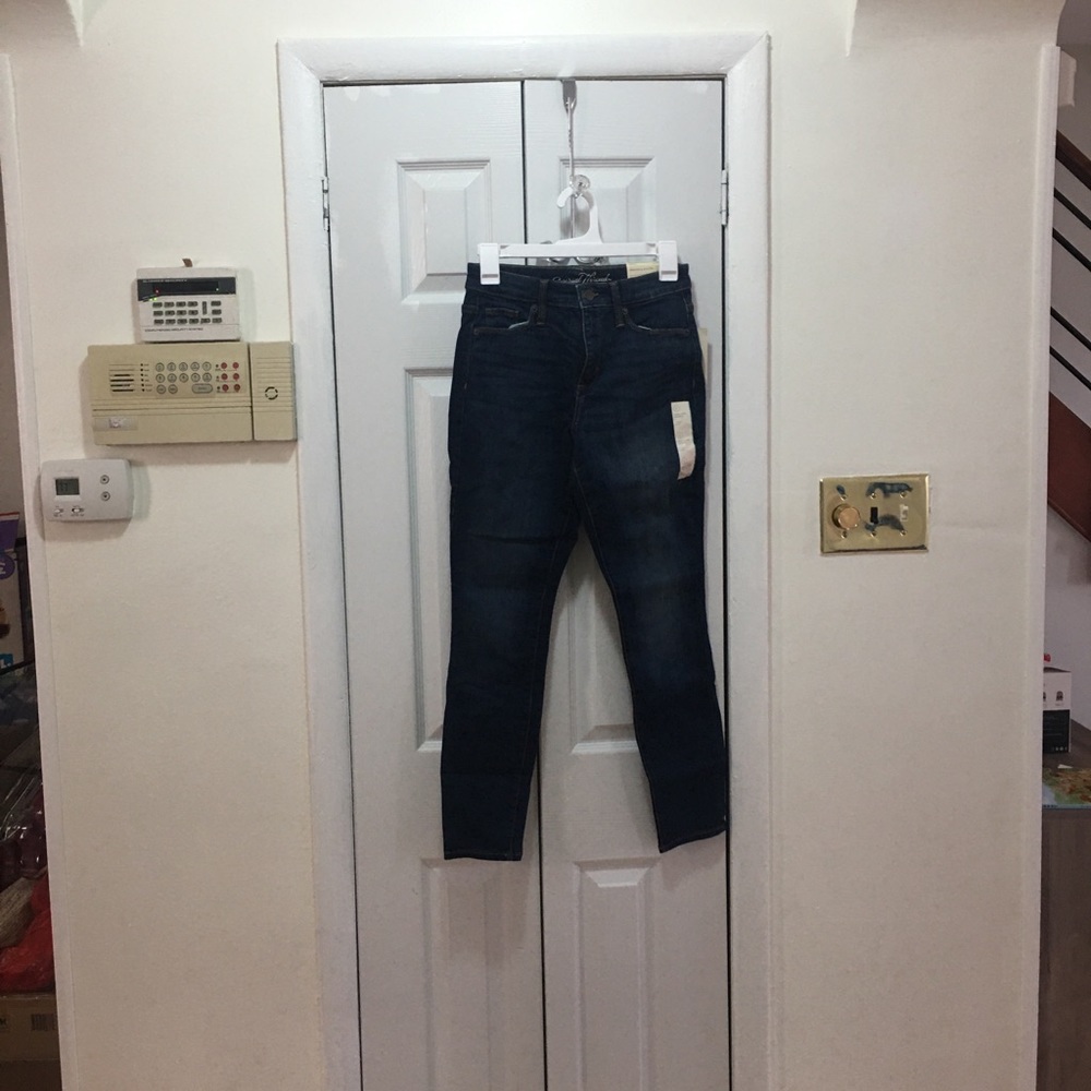 Universal Thread Women’s High Rise Skinny Jeans
